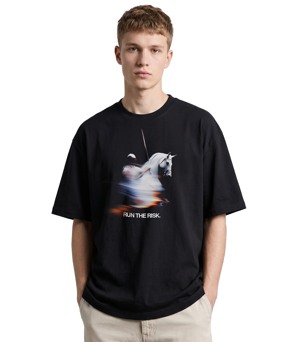 Run The Risk - Premium Oversized T-shirt