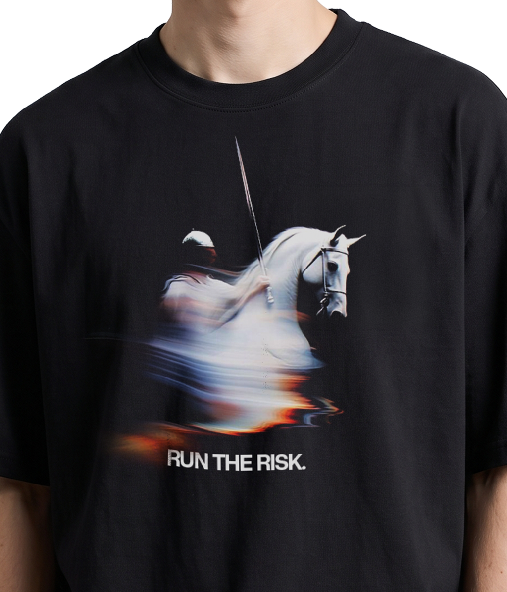 Run The Risk - Premium Oversized T-shirt